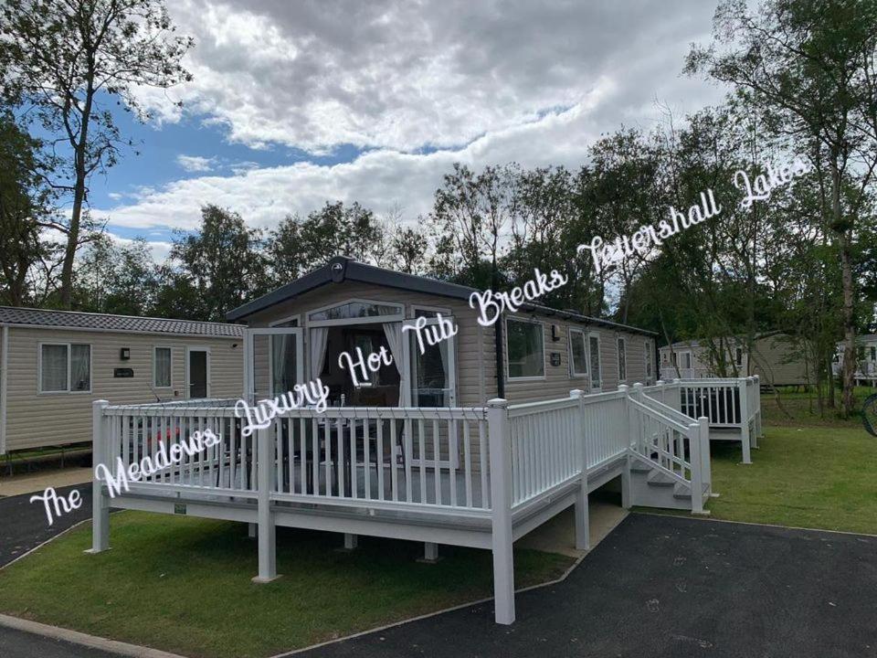 41 The Meadows Luxury Hot Tub Holidays Tattershall Lakes Exteriör bild